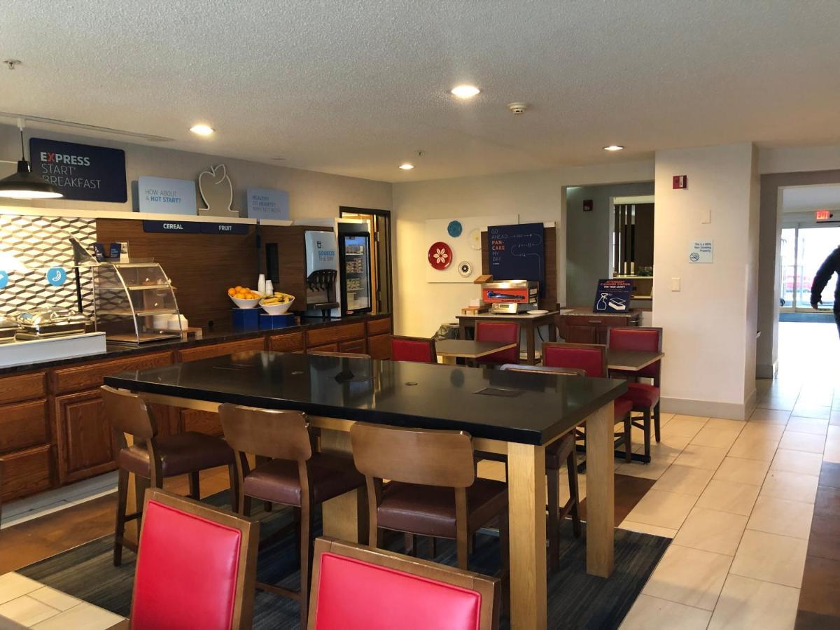 Holiday Inn Express Mt. Vernon By Ihg Mount Vernon Exteriör bild