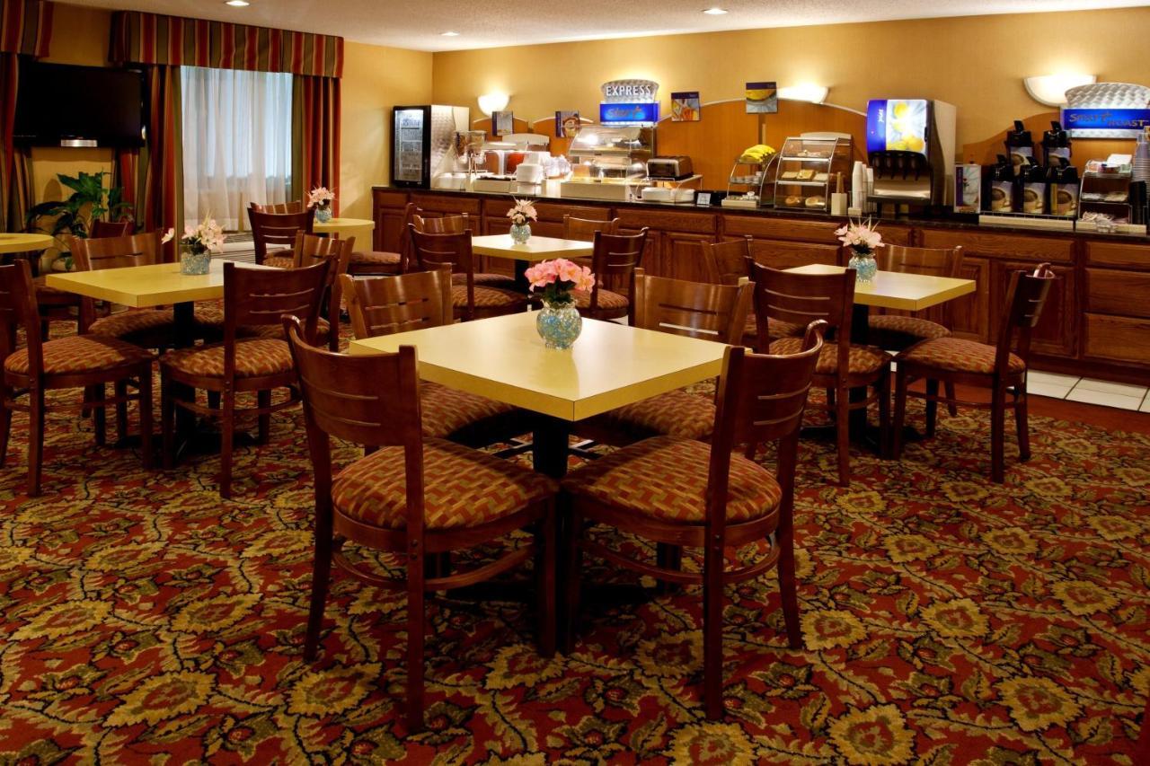 Holiday Inn Express Mt. Vernon By Ihg Mount Vernon Exteriör bild